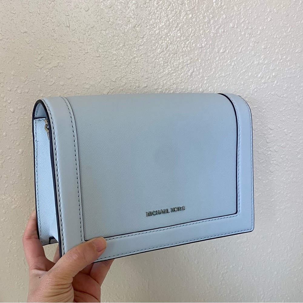 COPY - Michael Kors Jet set Lg fullflap chain crossbody, soft sky